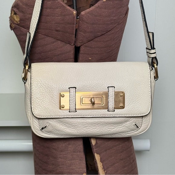 Talbots Cream Pebbled Leather Turn Lock Baguette Shoulder Bag - Picture 5 of 16